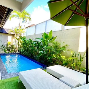 Frangipani Villa Seminyak Villa